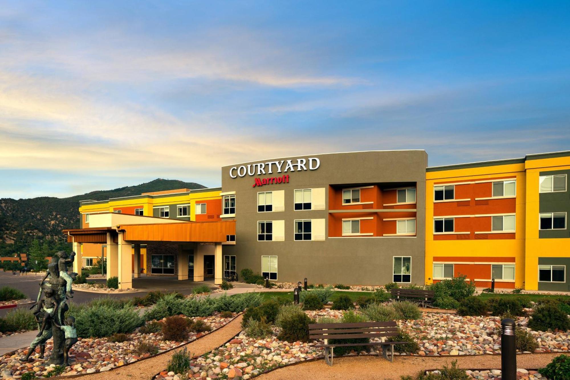 Hotel Courtyard By Marriott Glenwood Springs Exterior foto